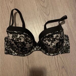 Victoria’s Secret 38D Lined Demi bra